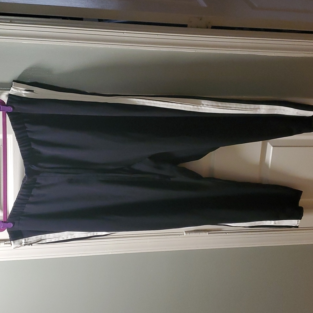 Lane Bryant relaxed fit tuxedo pants with elastic waist and pockets size 26/28